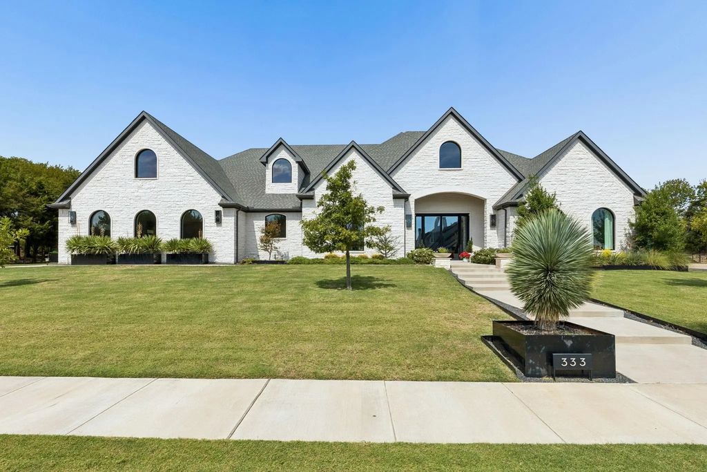 333 Renaissance Lane, Heath