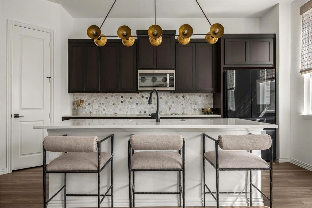 7537 Laburnam Road, Dallas