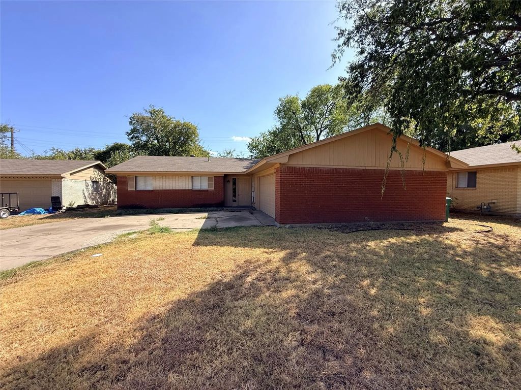 1217 Cordell Street, Denton