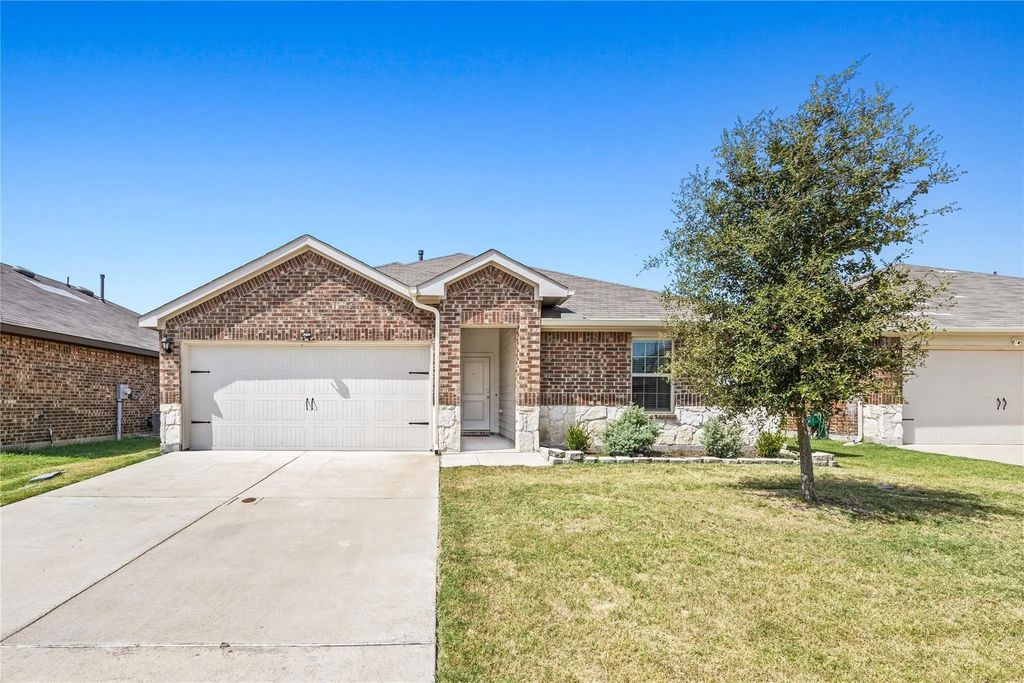 4425 Coaldale Drive, Forney