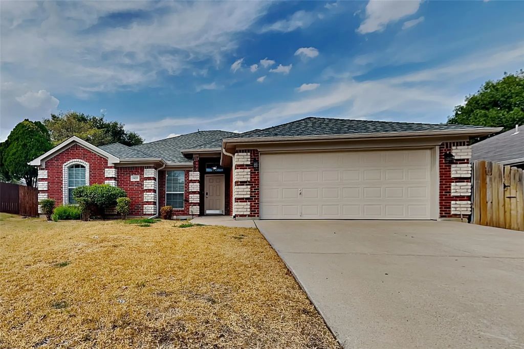 5825 Imes Lane, Fort Worth