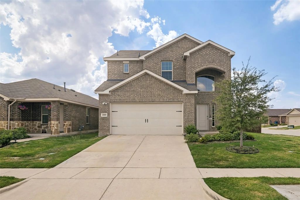 1302 Roscoe Drive, Forney