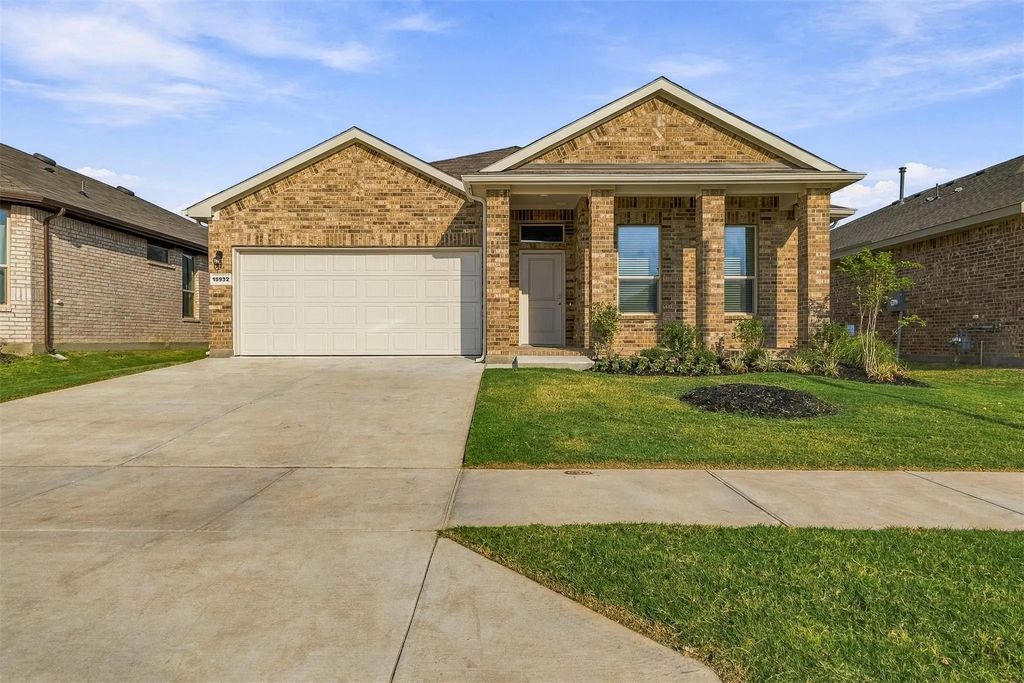 15932 Stableford Road, Fort Worth