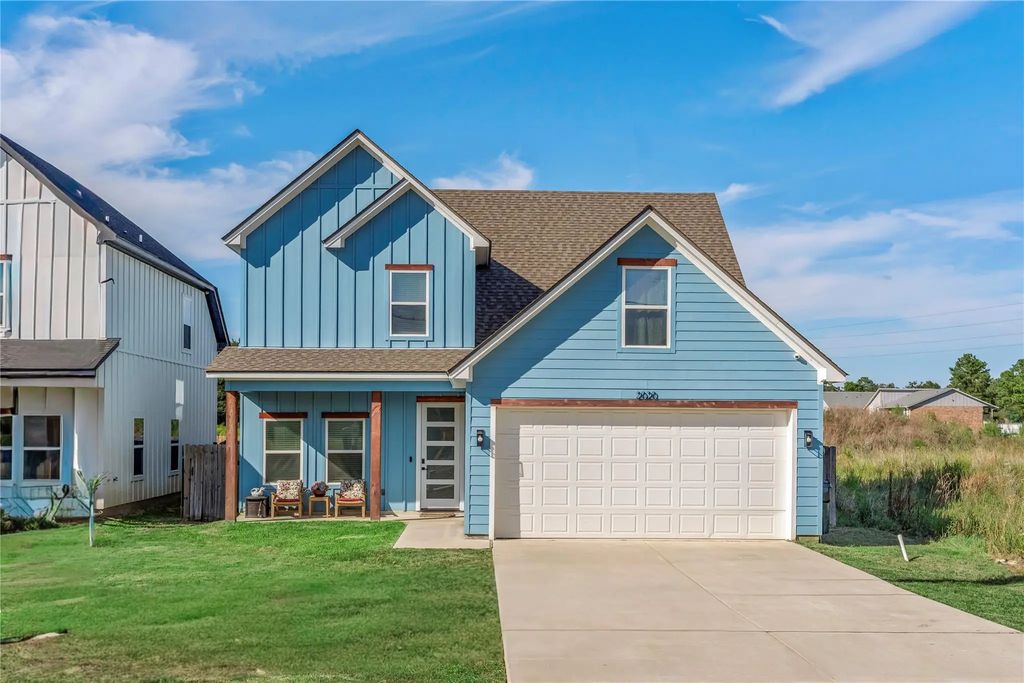 2020 Pine Hill Road, Shreveport