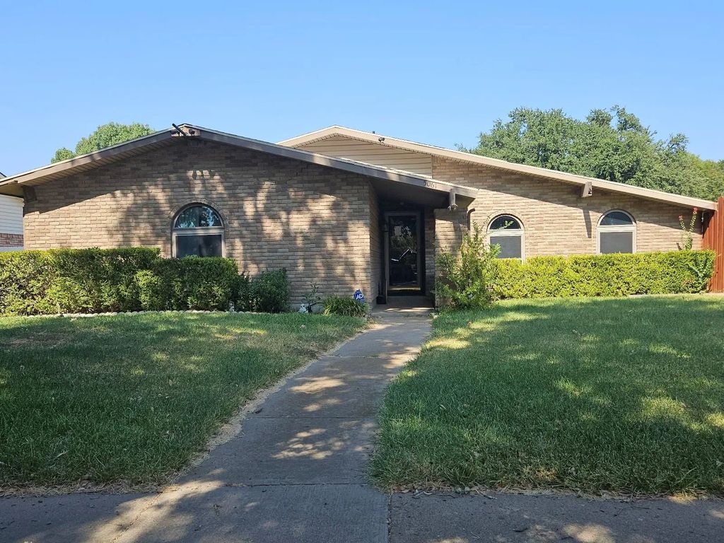 5061 Pemberton Lane, The Colony