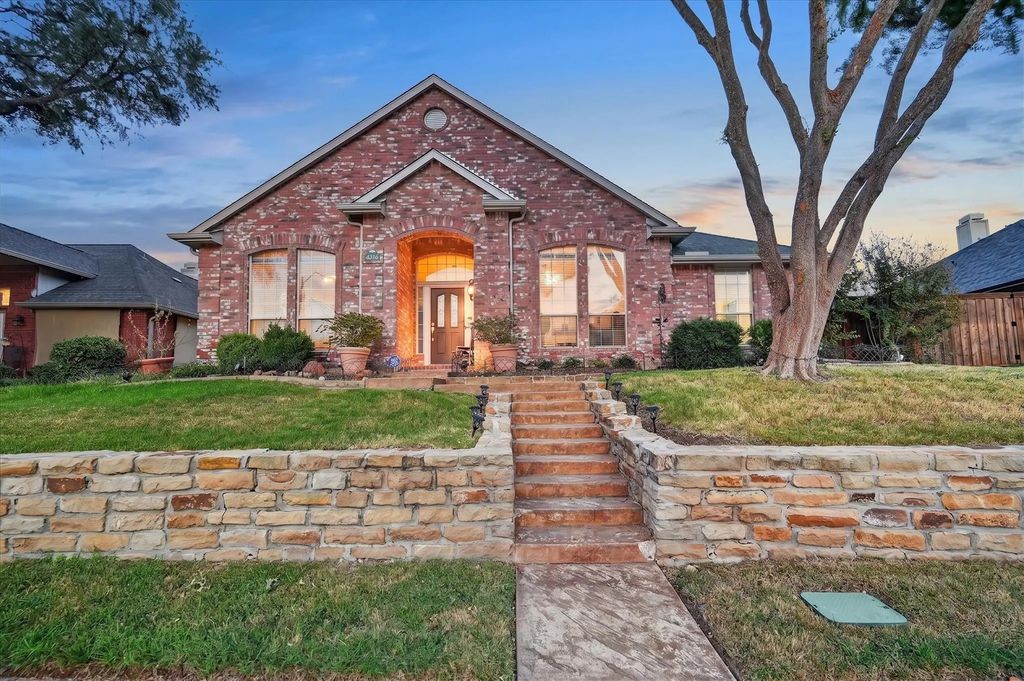 4316 Standridge Drive, The Colony