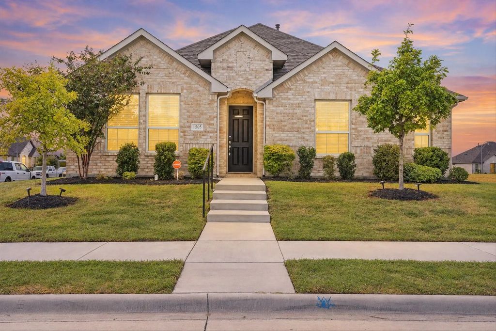 1505 Hermes Lane, Lancaster