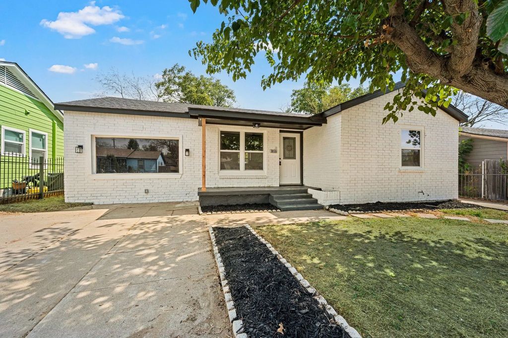 3855 Dowdell Street, Fort Worth