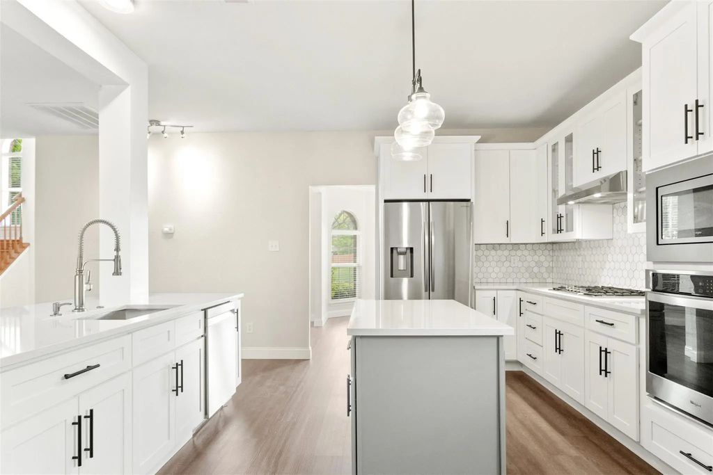 116 Glen Ridge Drive, Murphy