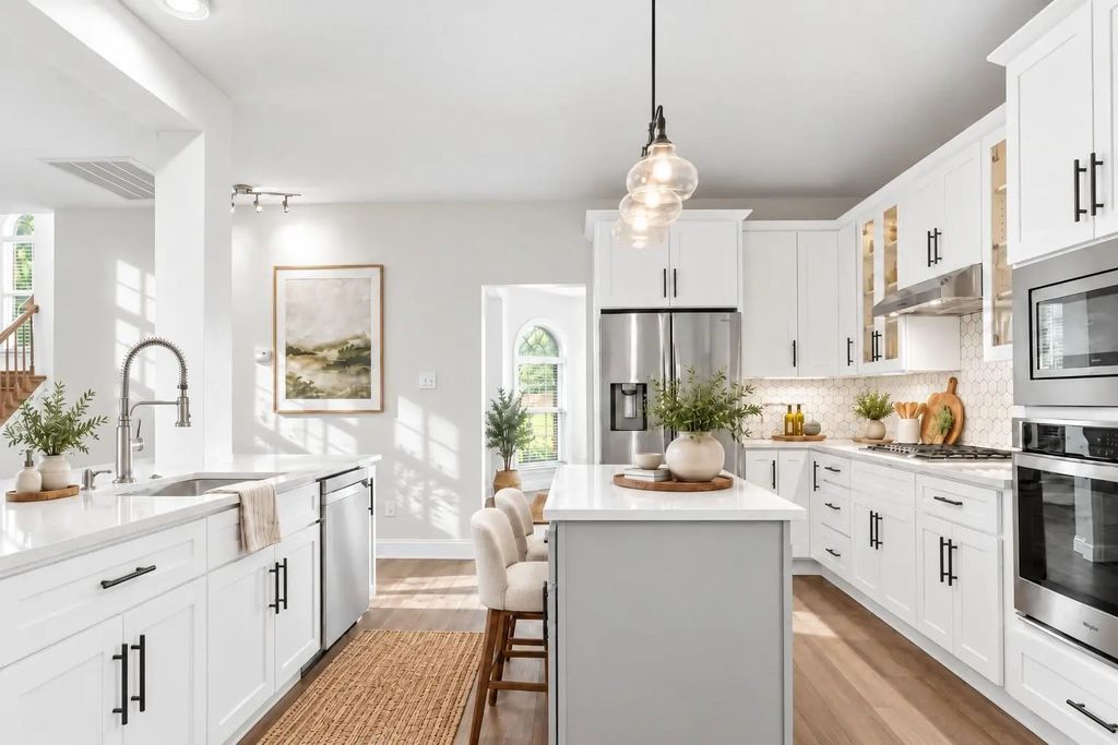 116 Glen Ridge Drive, Murphy