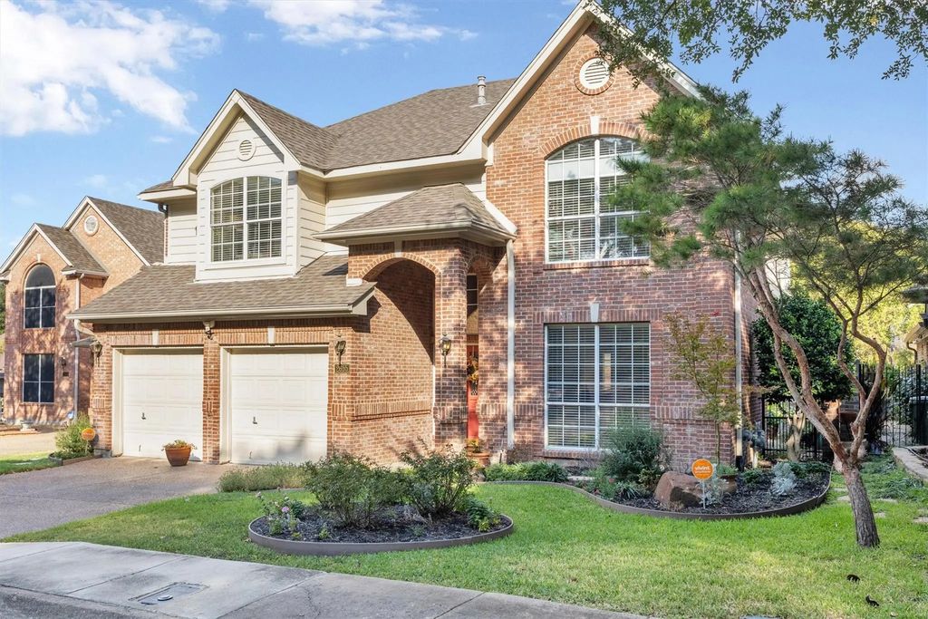 2655 Garden Ridge Lane, Arlington