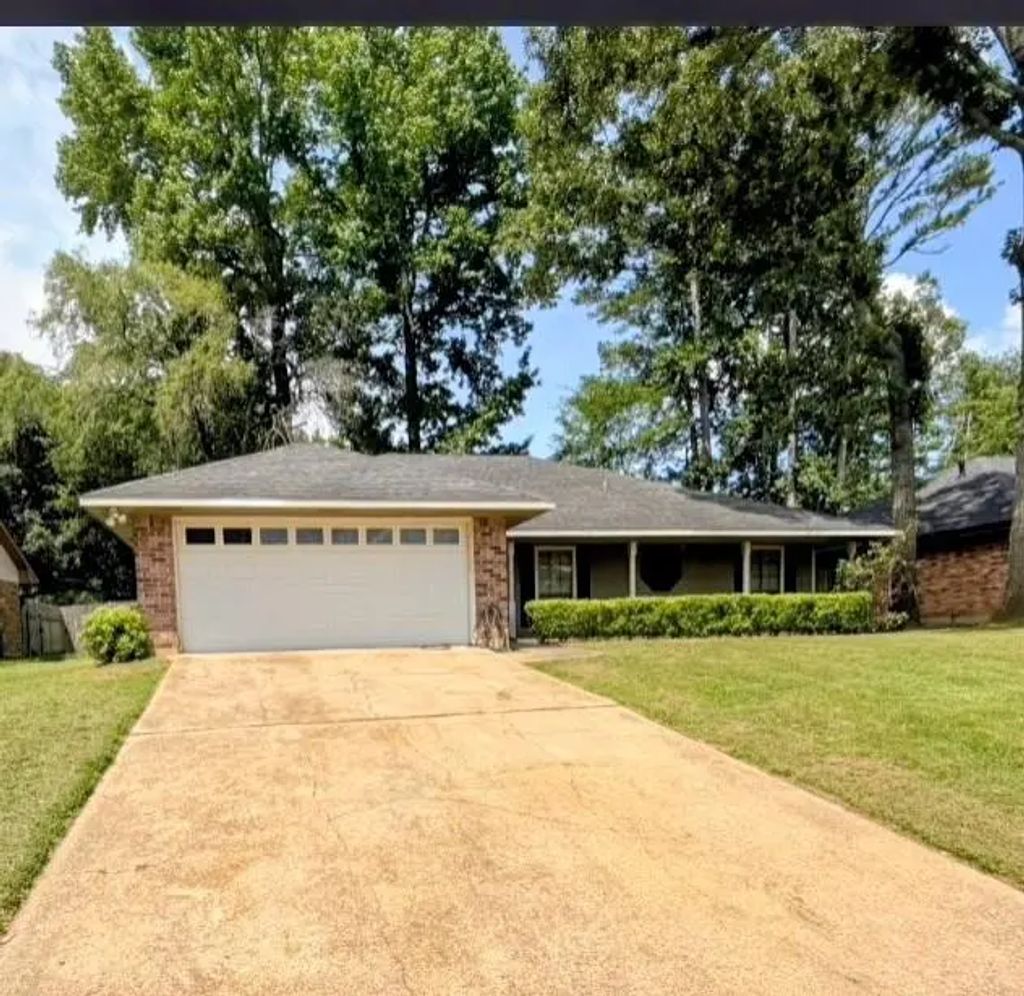9291 Lytham Drive, Shreveport