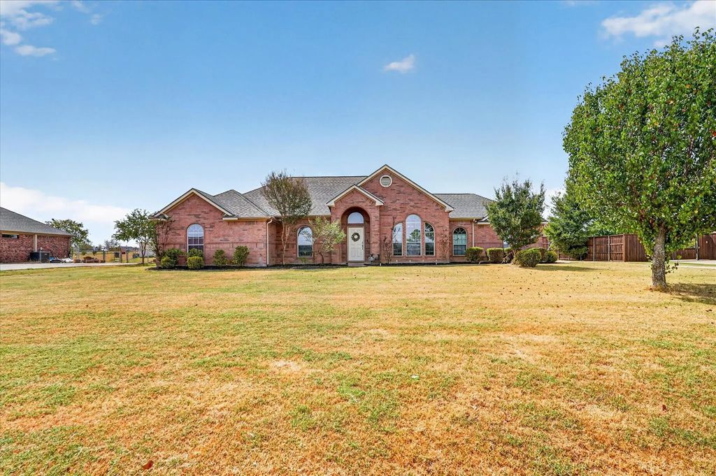 10418 Fireside Lane, Forney