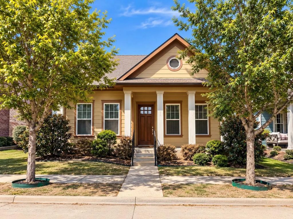1005 Moonstone Street, Carrollton