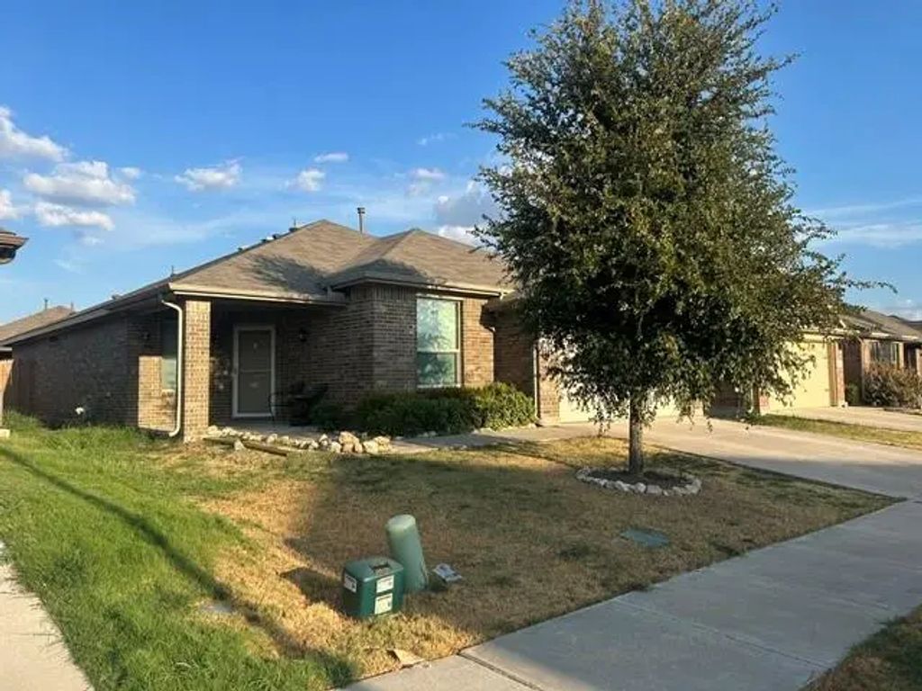 6924 Helm Lane, Fort Worth