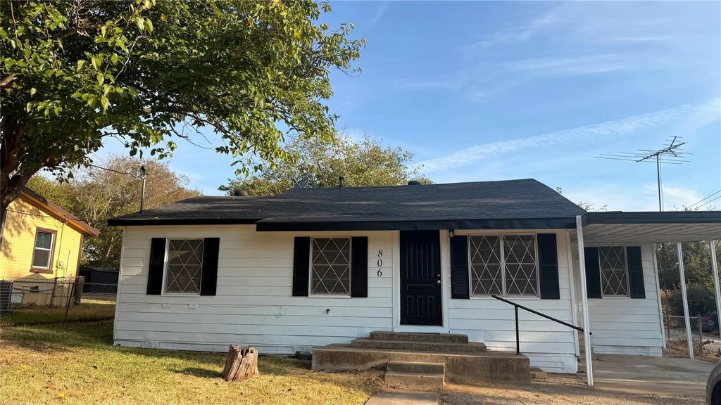 806 W Atchley Avenue, Alvarado