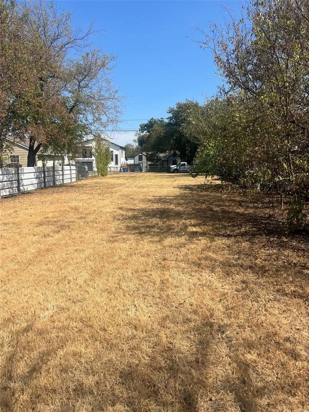 715 N Tillery Avenue, Dallas