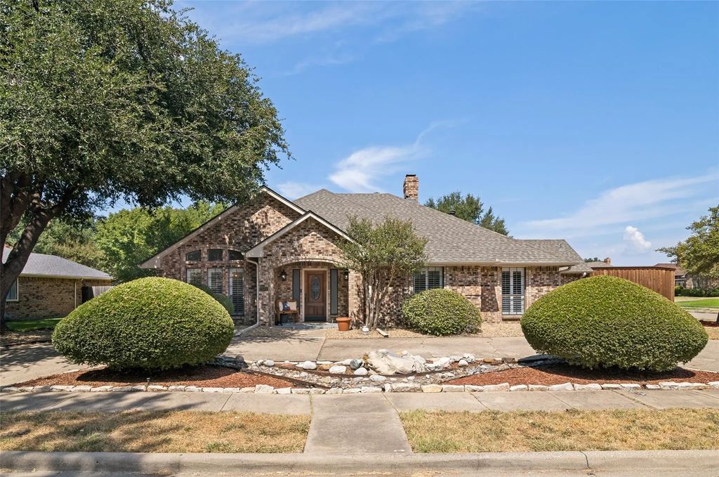 2501 Radcliffe Drive, Rowlett