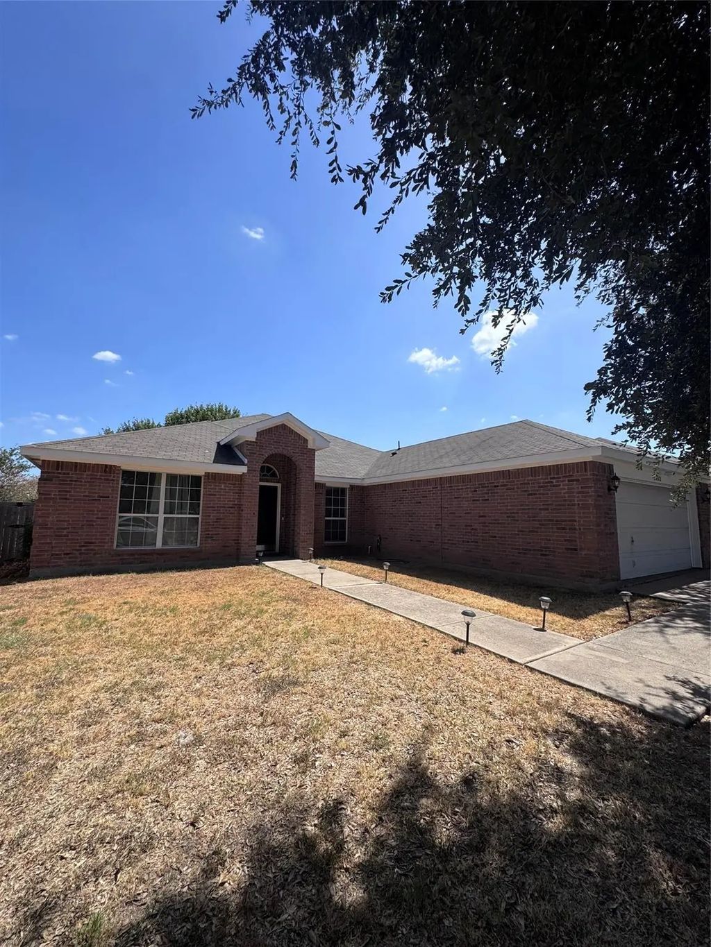 6812 Wilhelmina Drive, Dallas