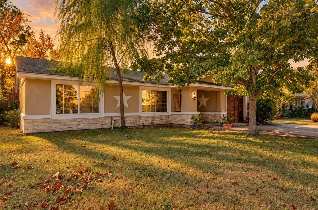 13320 Glenside Drive, Farmers Branch