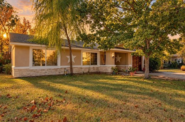 13320 Glenside Drive, Farmers Branch