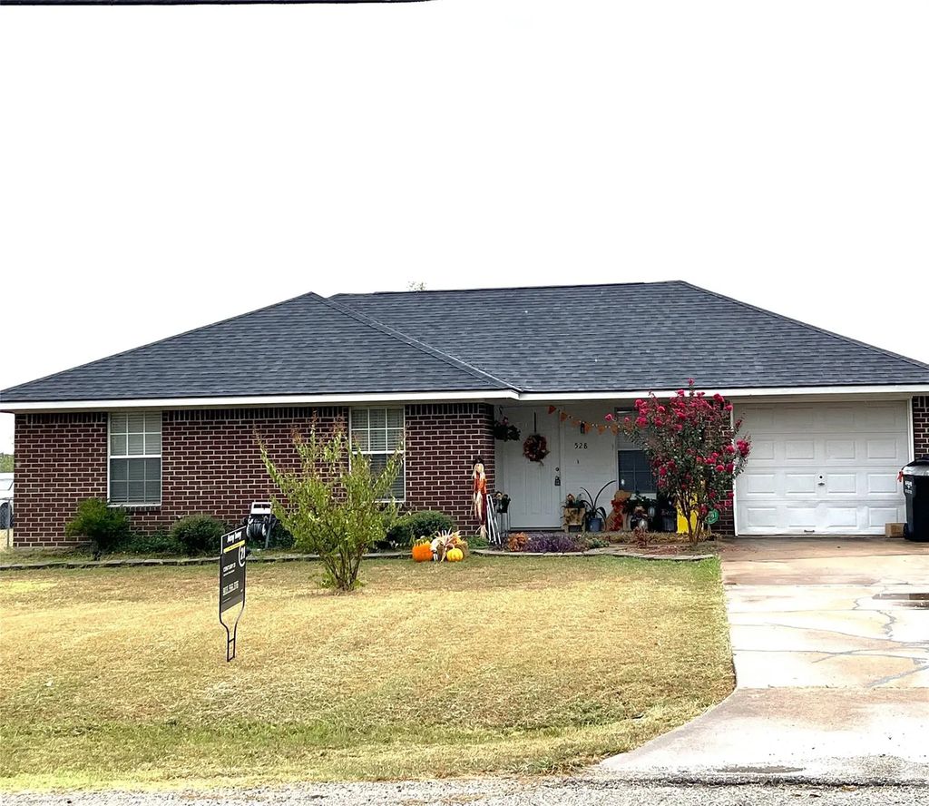 528 N 5th Street, Quinlan