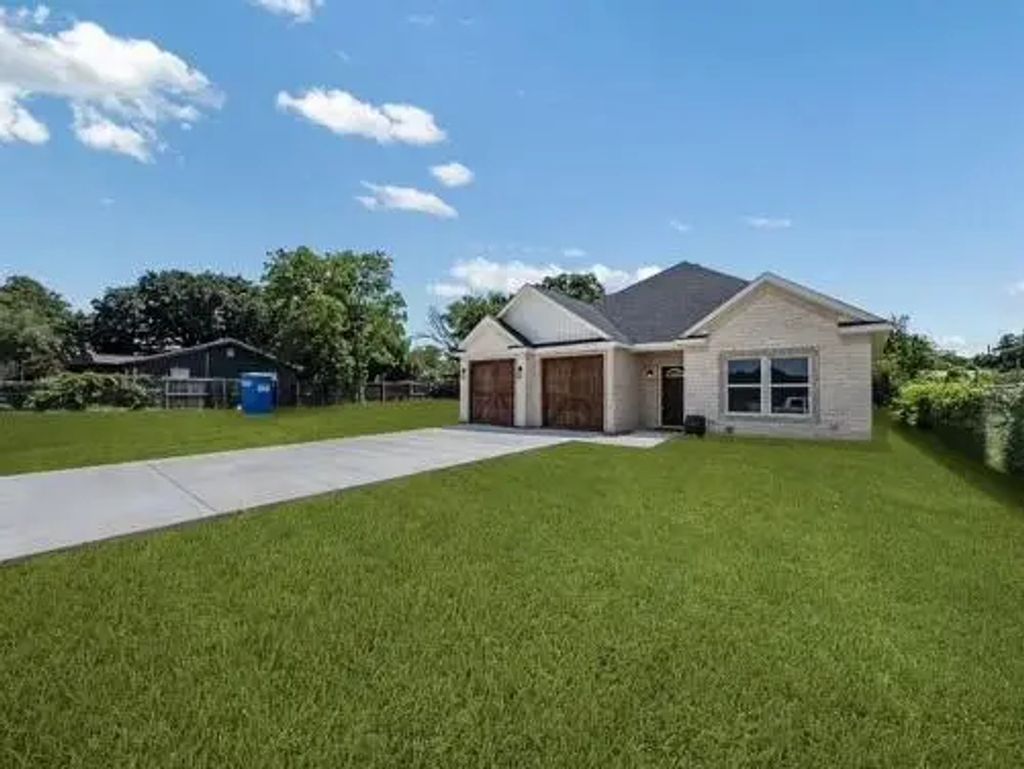2033 S Edgewood Terrace, Fort Worth