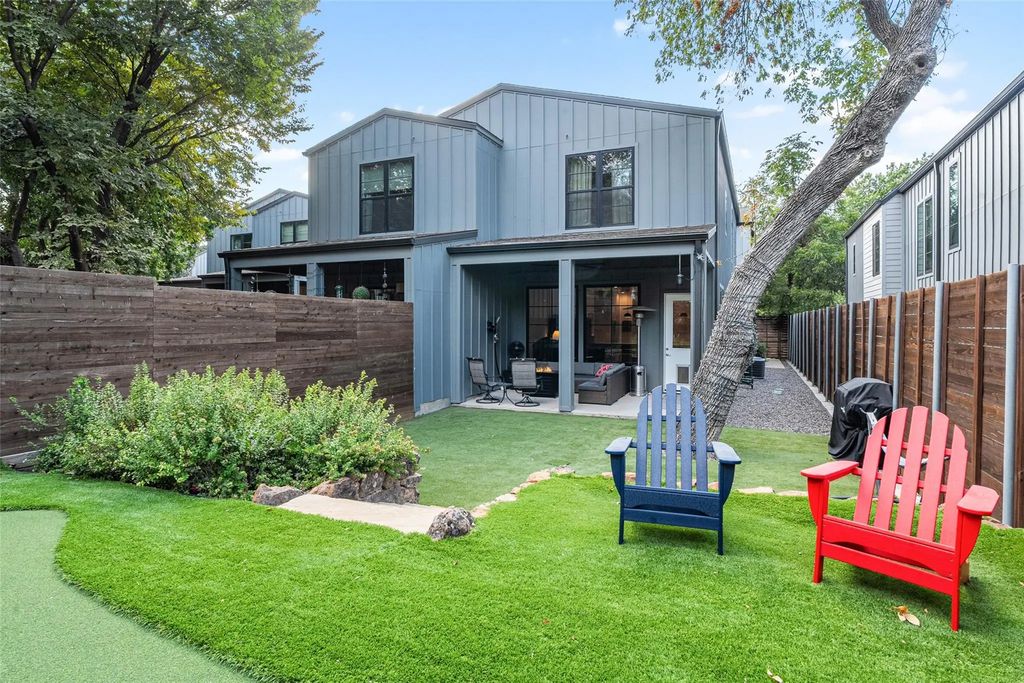 1220 Haines Avenue, Dallas