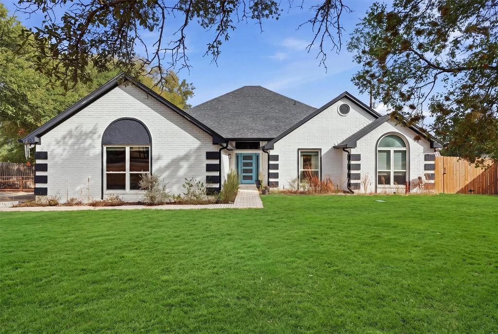 3901 Del Rio Court, Granbury