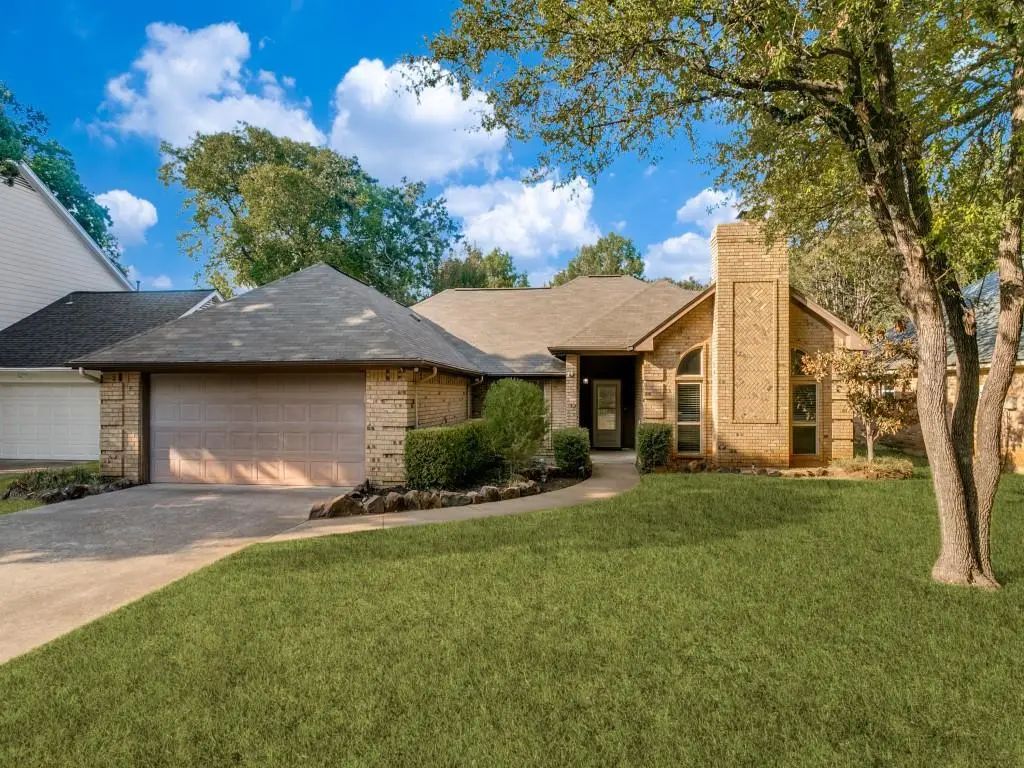 2144 S Winding Creek Drive, Grapevine