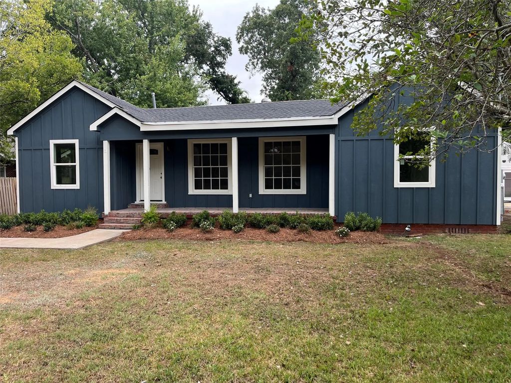 172 Fremont Street, Shreveport