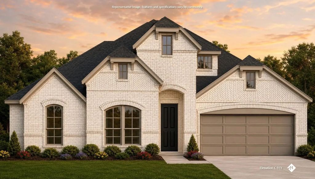 353 Resort Lane, Waxahachie