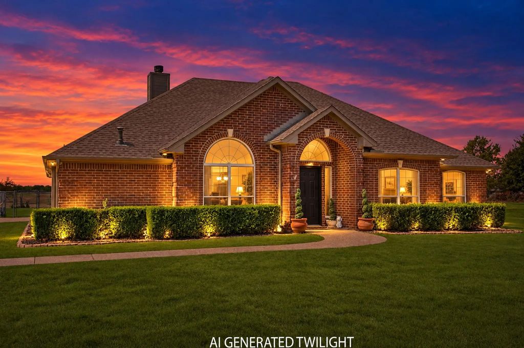 8607 County Road 419, Anna