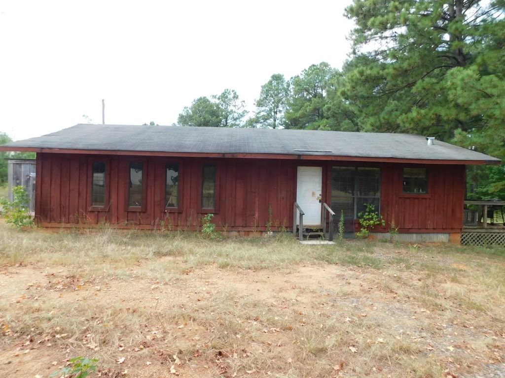 174 Nw 15th Street, Springhill