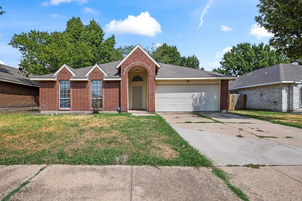 1219 Brooklawn Drive, Arlington
