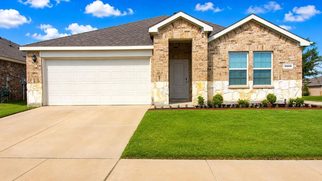 3938 Aintree Avenue, Celina