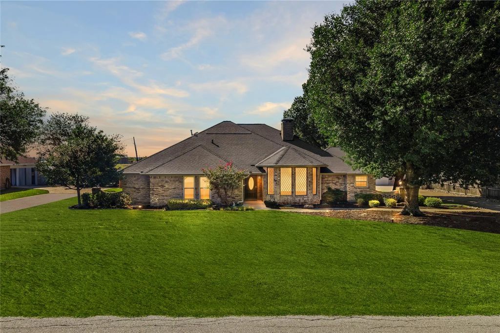 206 Cripple Creek Road, Glenn Heights