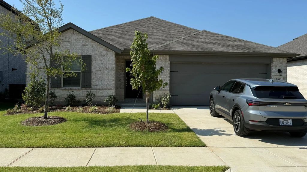 820 Jacquelyn Dr, Little Elm