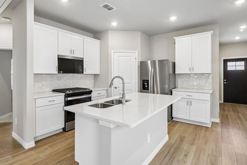 121 Winchester Hill Lane, Princeton