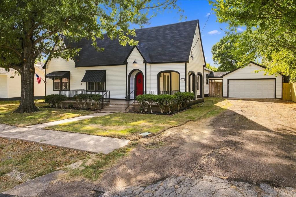 1120 Sw 1st Street, Cooper