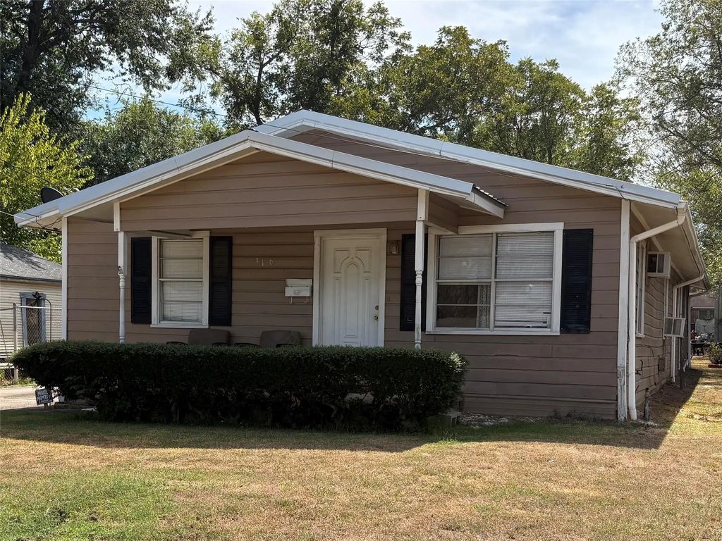 416 Ross Street E, Sulphur Springs