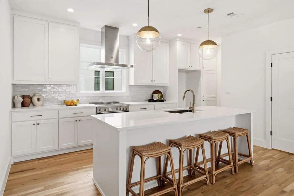 7207 Gaston Avenue 902, Dallas