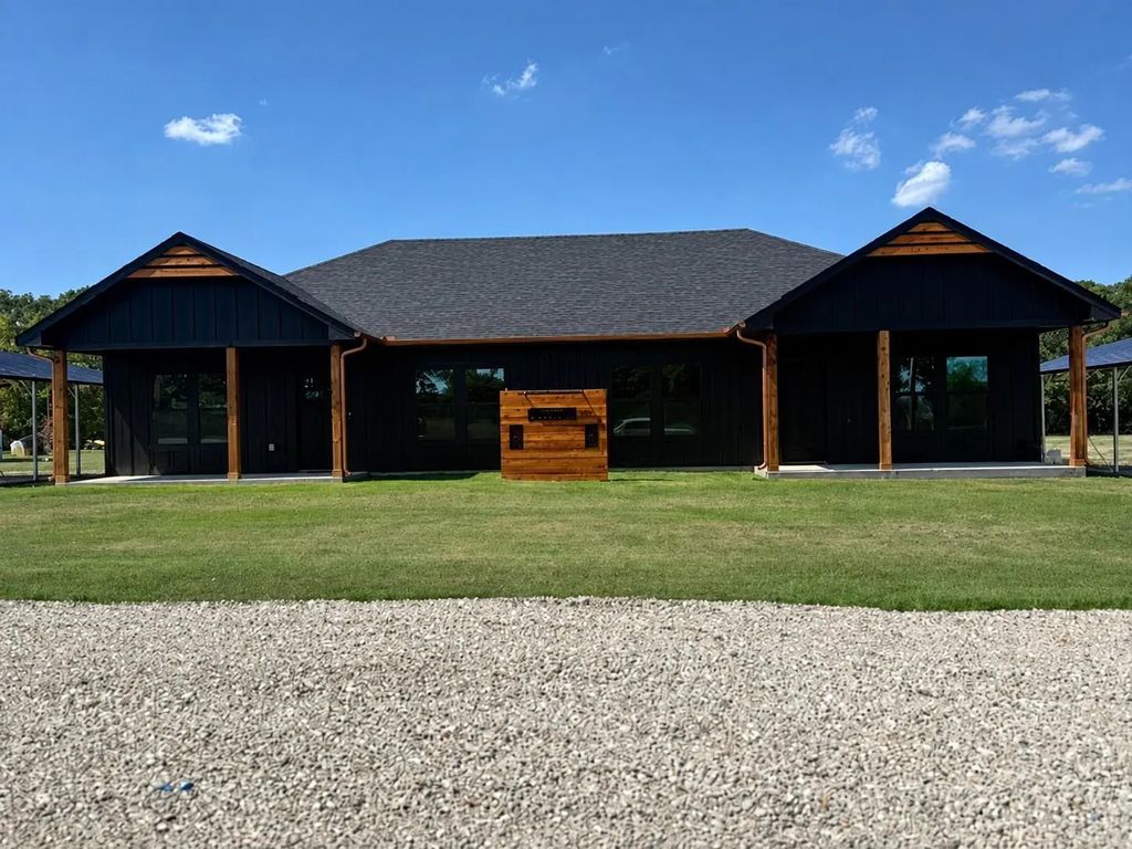 1909 Vz County Road 3502 102, Wills Point