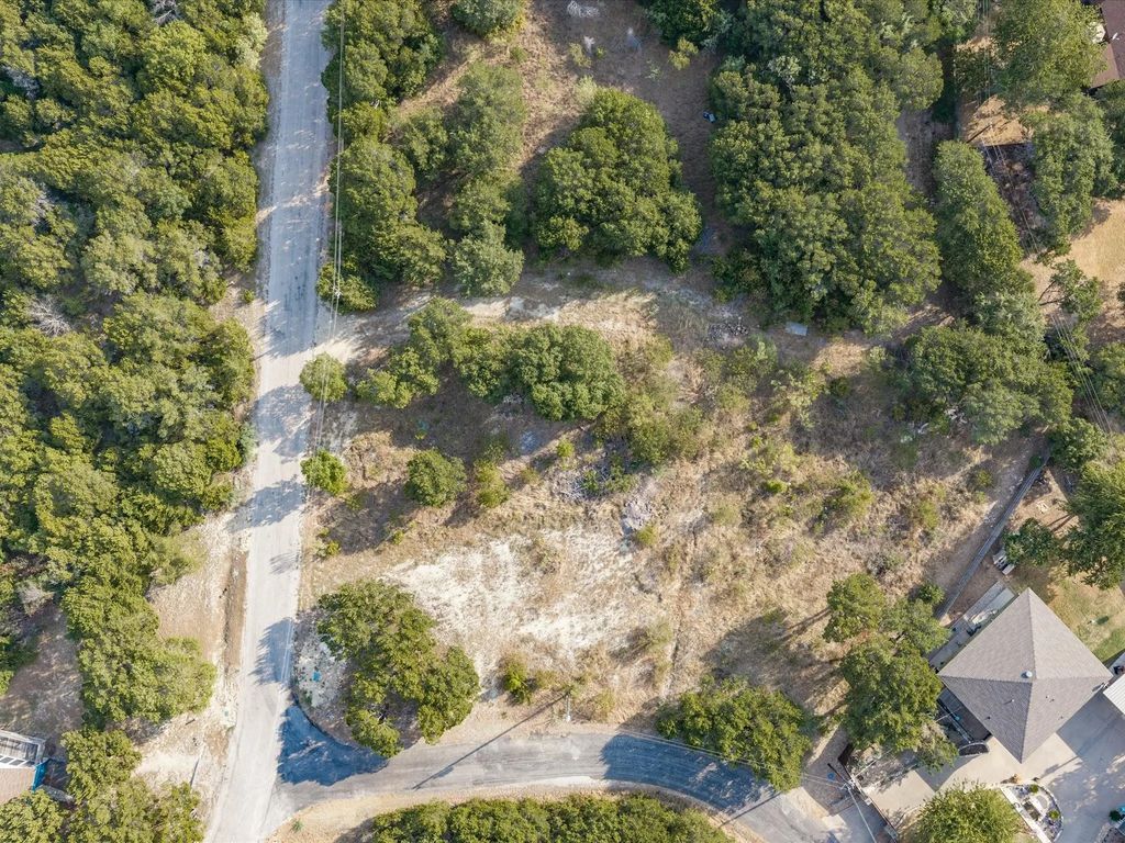 1211 Mountainside Drive, Granbury