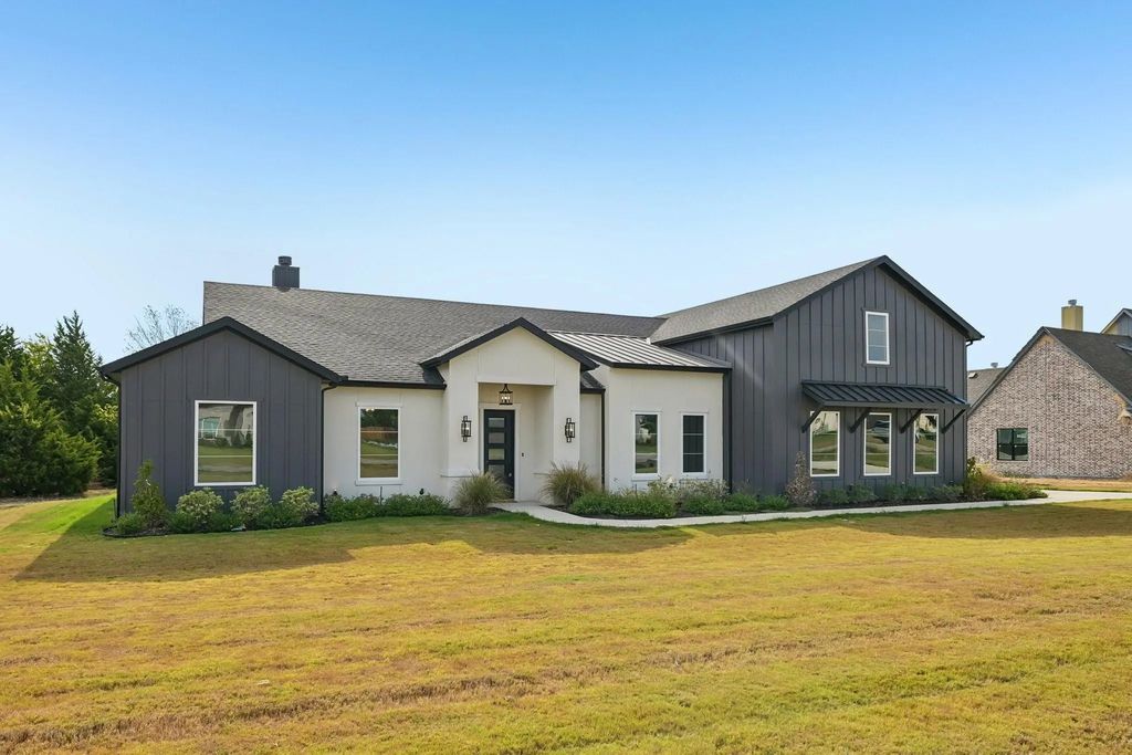 3080 Glen Oaks Drive, Waxahachie