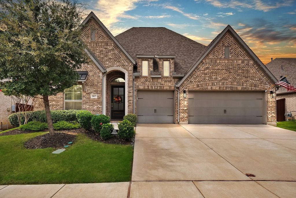 3817 Redbud Drive, Aubrey