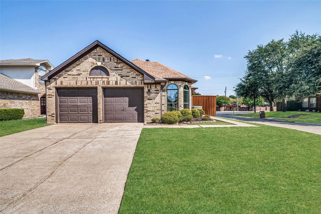 3801 Suffolk Lane, Plano