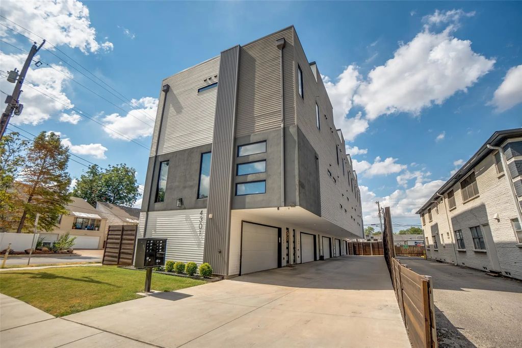 4301 Bowser Avenue 104, Dallas