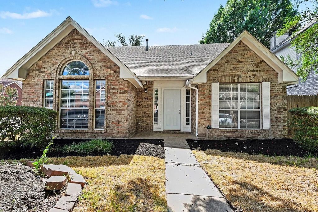 708 Willow Oak Drive, Allen