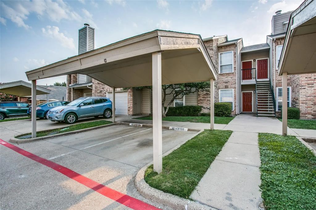 1700 Amelia Court 313, Plano
